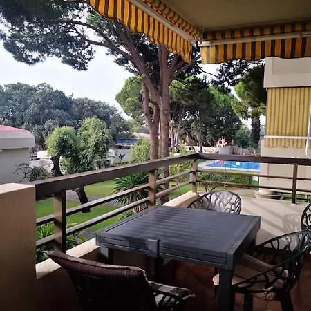 Piso En Avenida Andasol, Marbella. Pools + Tennis Apartment